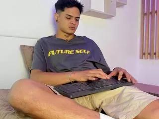 joshua_kinng on Flirt4Free 