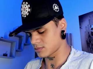 joshua_kinng on Flirt4Free 