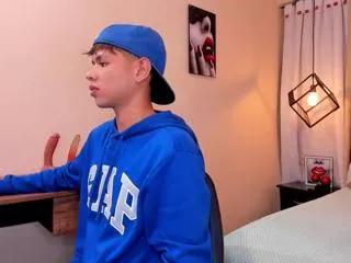 jostin_canbou on Flirt4Free 