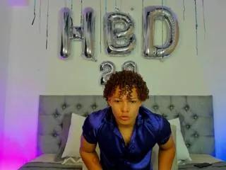 justin_therox on Flirt4Free 