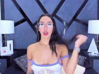 kylie_whitee on Flirt4Free 