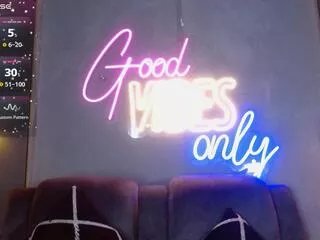 Offline lili_colliins on Flirt4Free