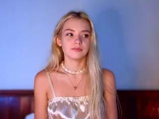 lily_rooney on Flirt4Free 