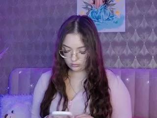 lindsey_lu on Flirt4Free 