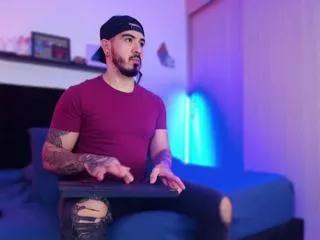 nathann_wolf on Flirt4Free 