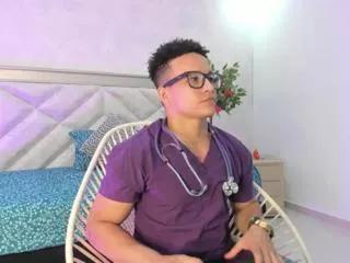 roger_curly on Flirt4Free 