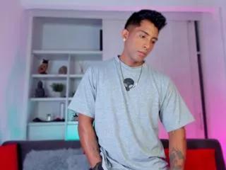 ryann_jones on Flirt4Free 