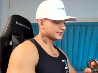 tristan_olson on Flirt4Free 