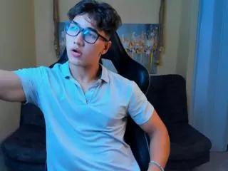 tyler_sauvage on Flirt4Free 