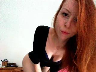 LoraFoxy on Streamate 