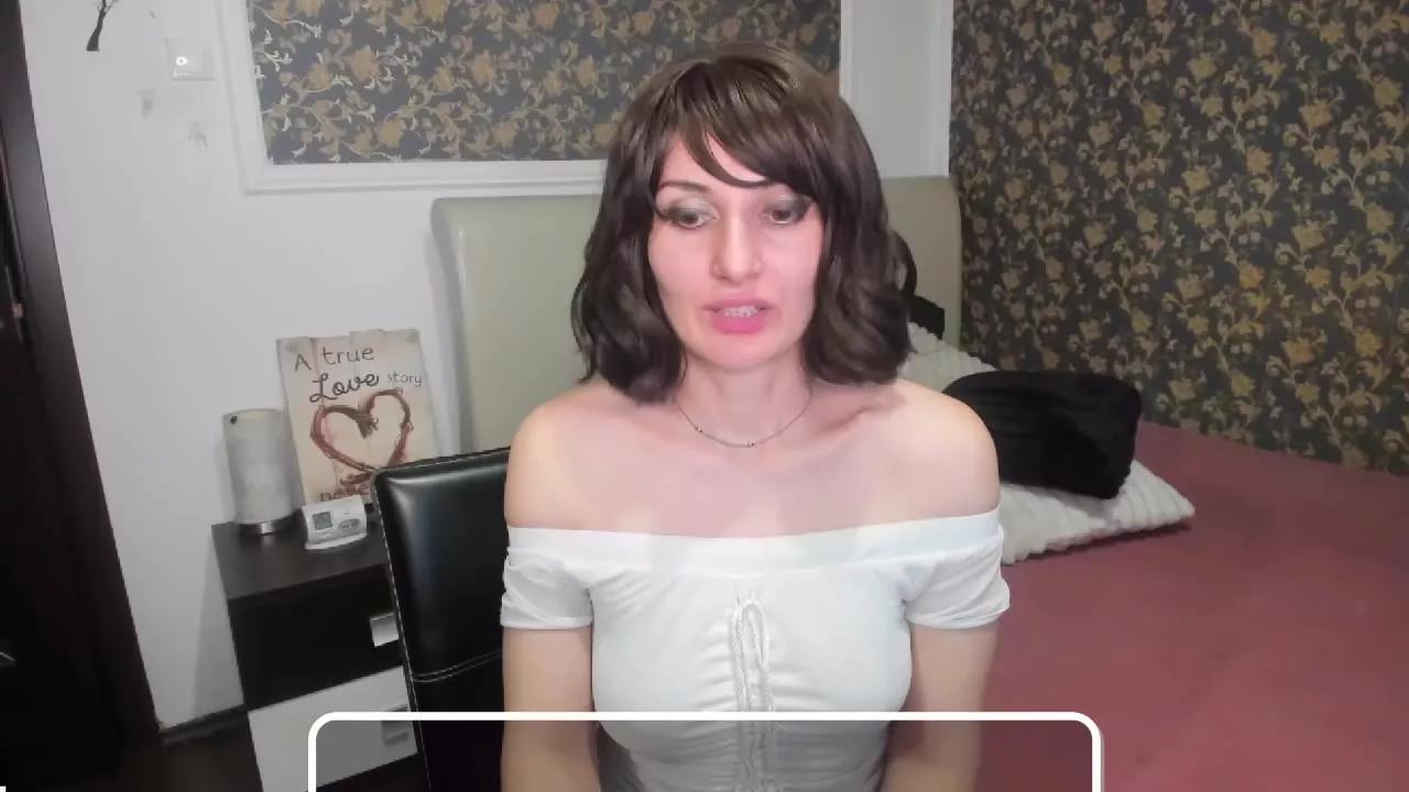 DianaLilouTS on Streamray 