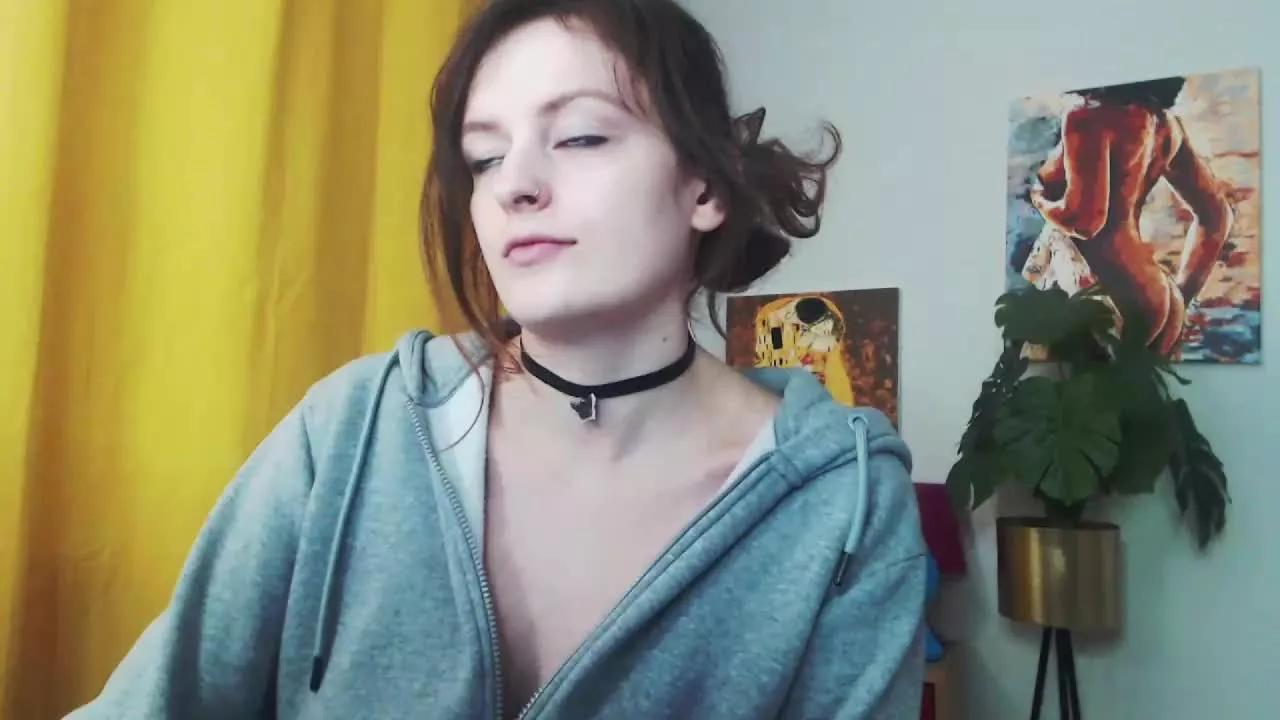 eroticNADINE on Streamray 