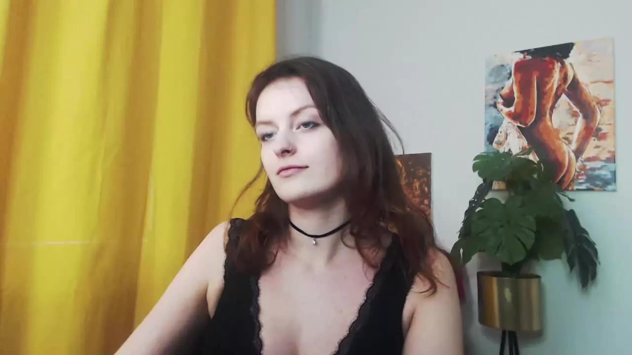 eroticNADINE on Streamray 