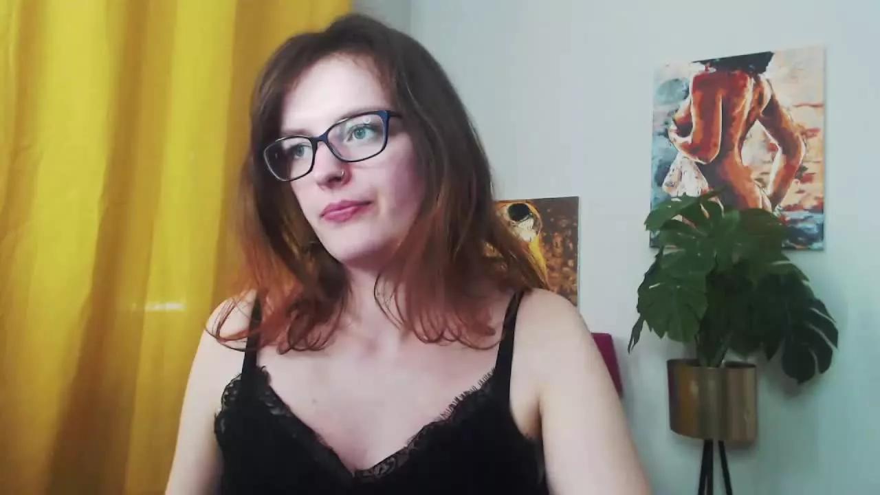 eroticNADINE on Streamray 