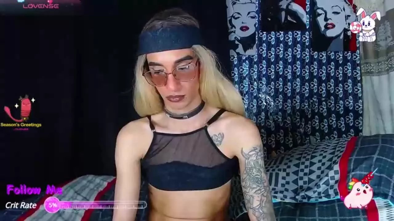 Offline KrissxLoveTS on Streamray