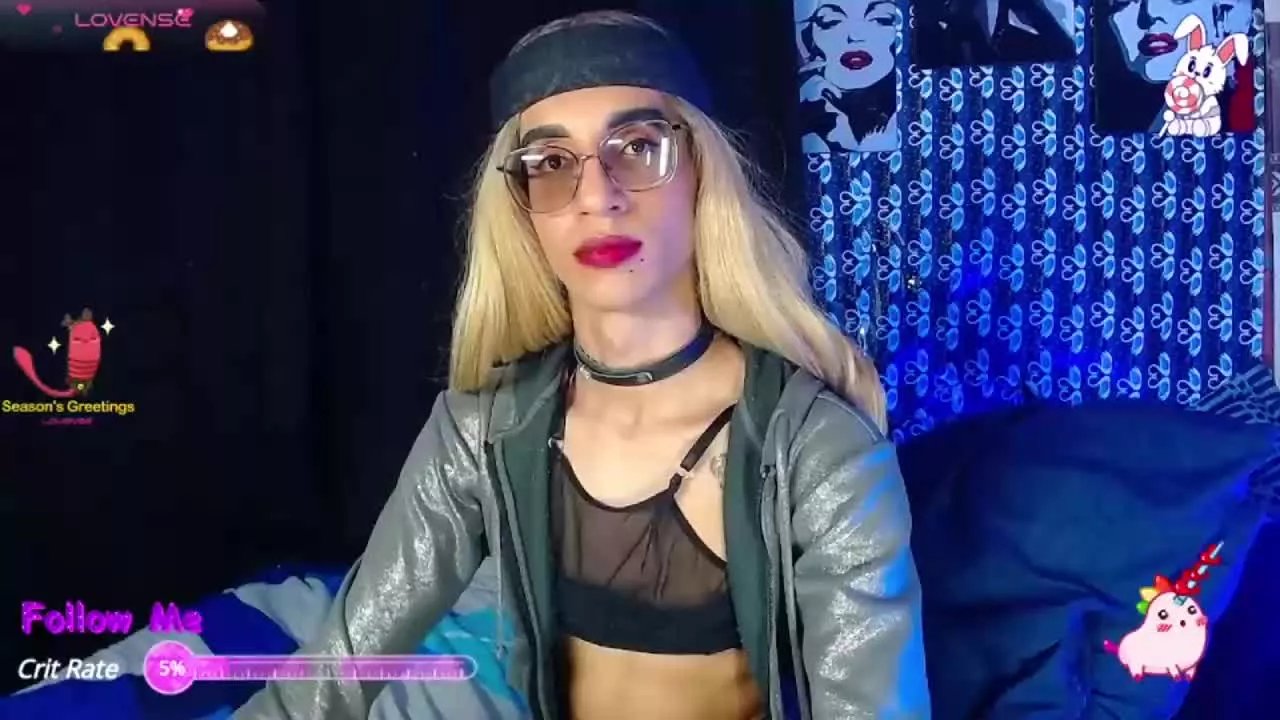 Offline KrissxLoveTS on Streamray