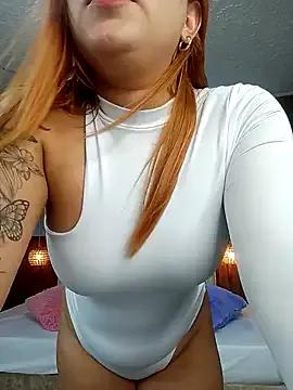 mia_18v on StripChat 