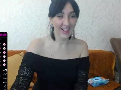 MissGulia on StripChat 